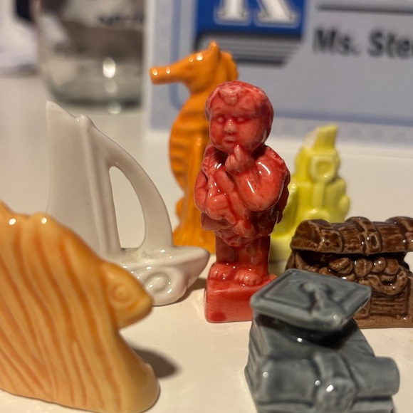 Collectors Item ~ 12 pieces Colorful Miniatures - Picture 3 of 5